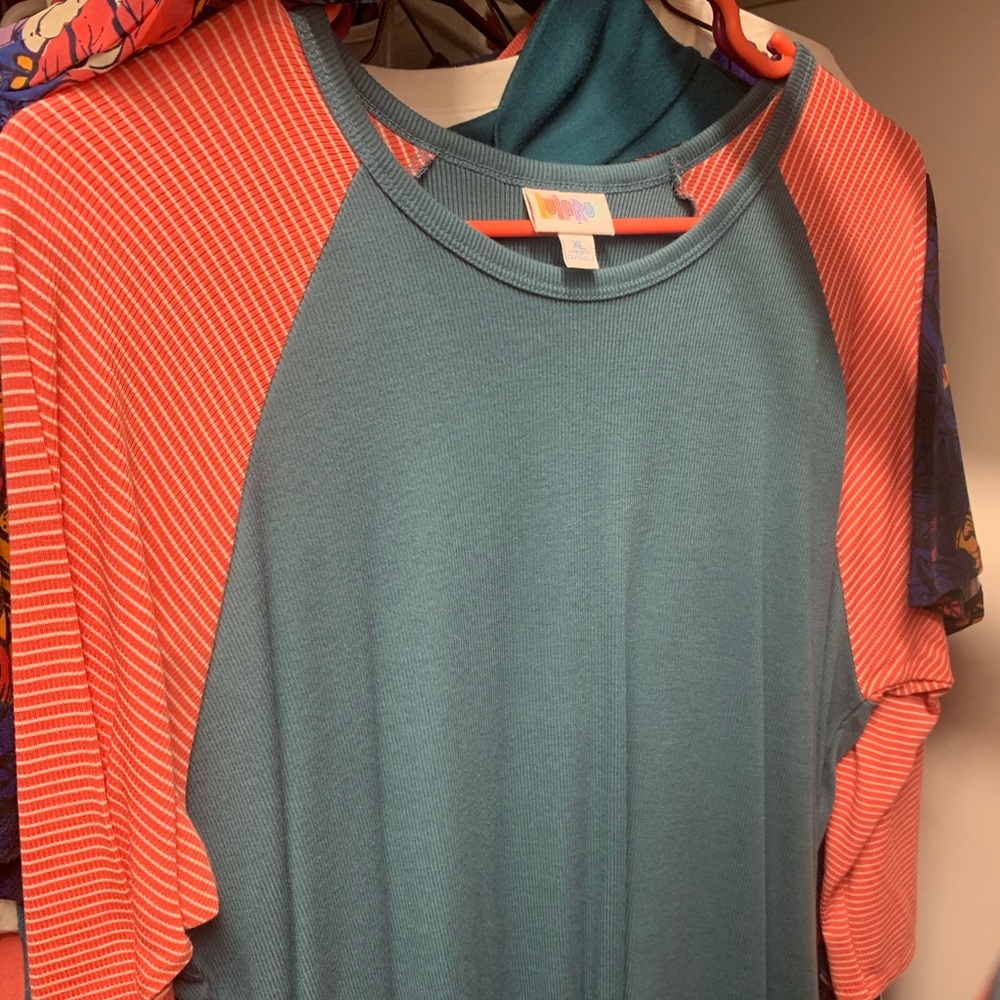 Lularoe - Picture 5 of 8